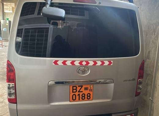 MINI BUS BZ 0188 RB (location au sud du Bénin)