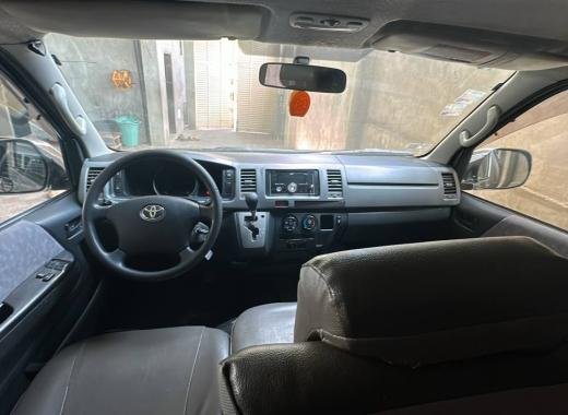 MINI BUS BZ 0188 RB (location au sud du Bénin)