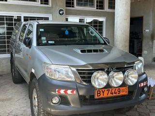 PICK-UP BY 7449 RB HILLUX (location au sud du Bénin)