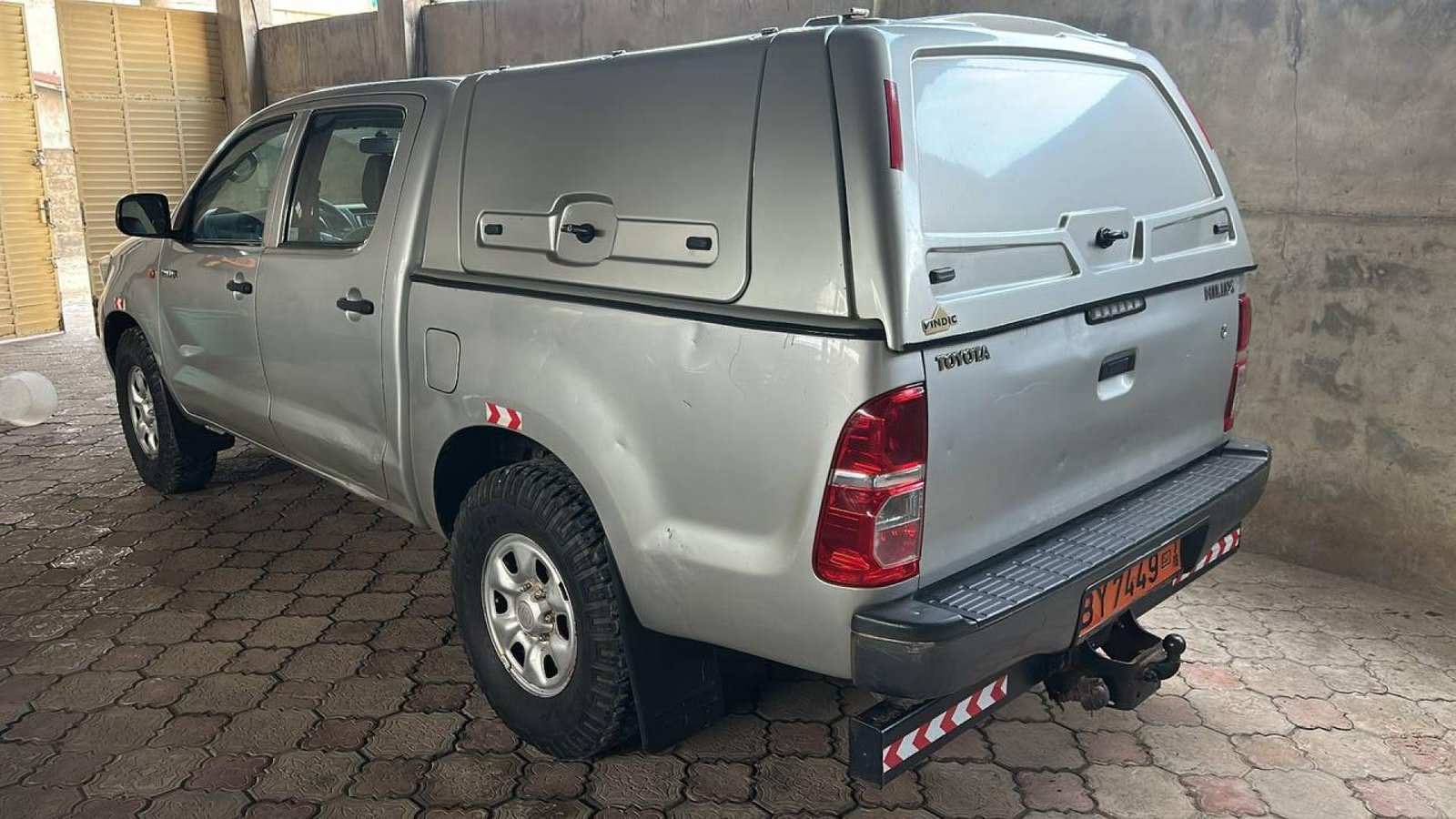 PICK-UP BY 7449 RB HILLUX (location au sud du Bénin)